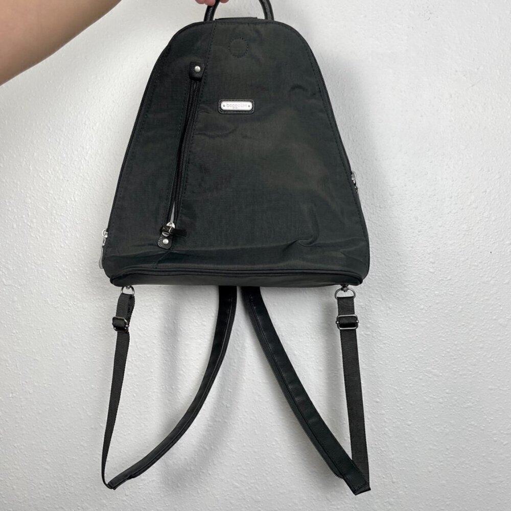 Baggallini Metro Backpack Grey Sterling shimmer Backpack Crossbody Bag - Picture 3 of 16